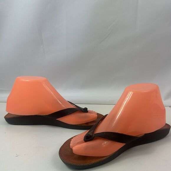 Olukai Loea Leather Strap Minimalist Women's Sandals - Picture 4 of 14